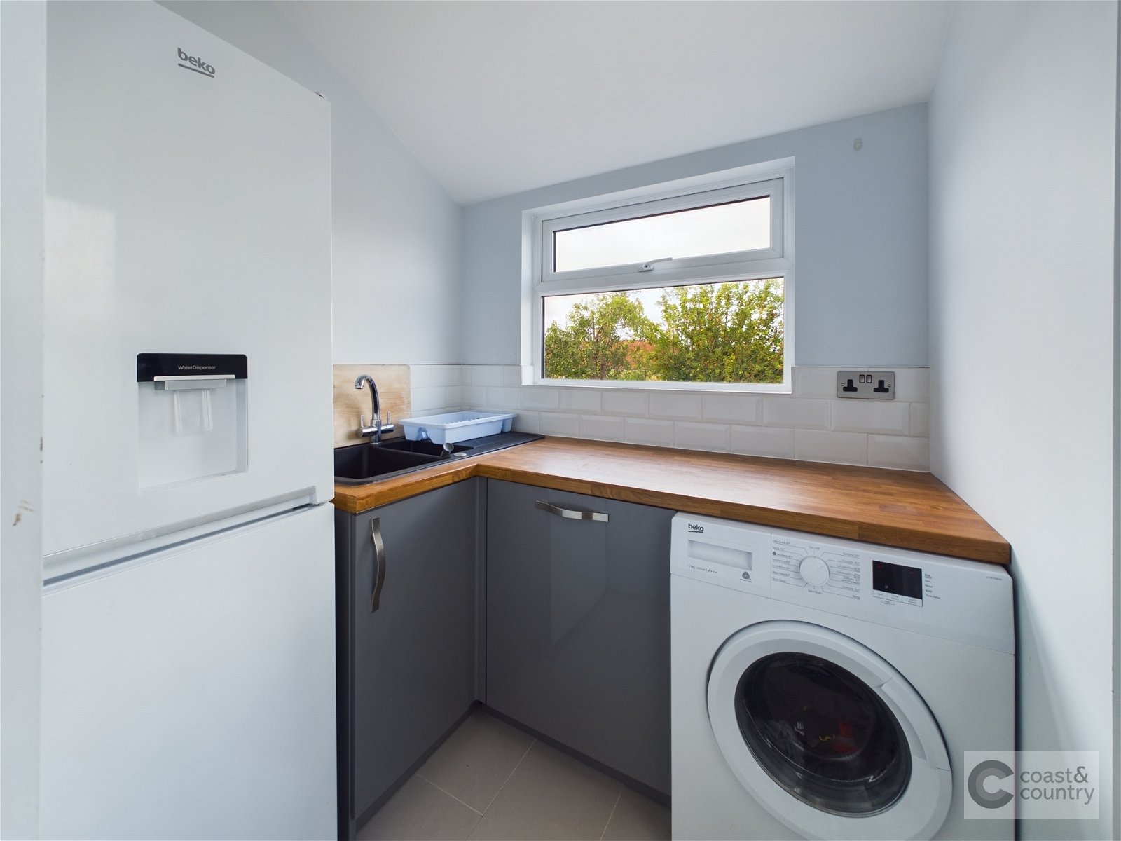 3 bed semi-detached house for sale in Silverwood Avenue, Newton Abbot  - Property Image 5