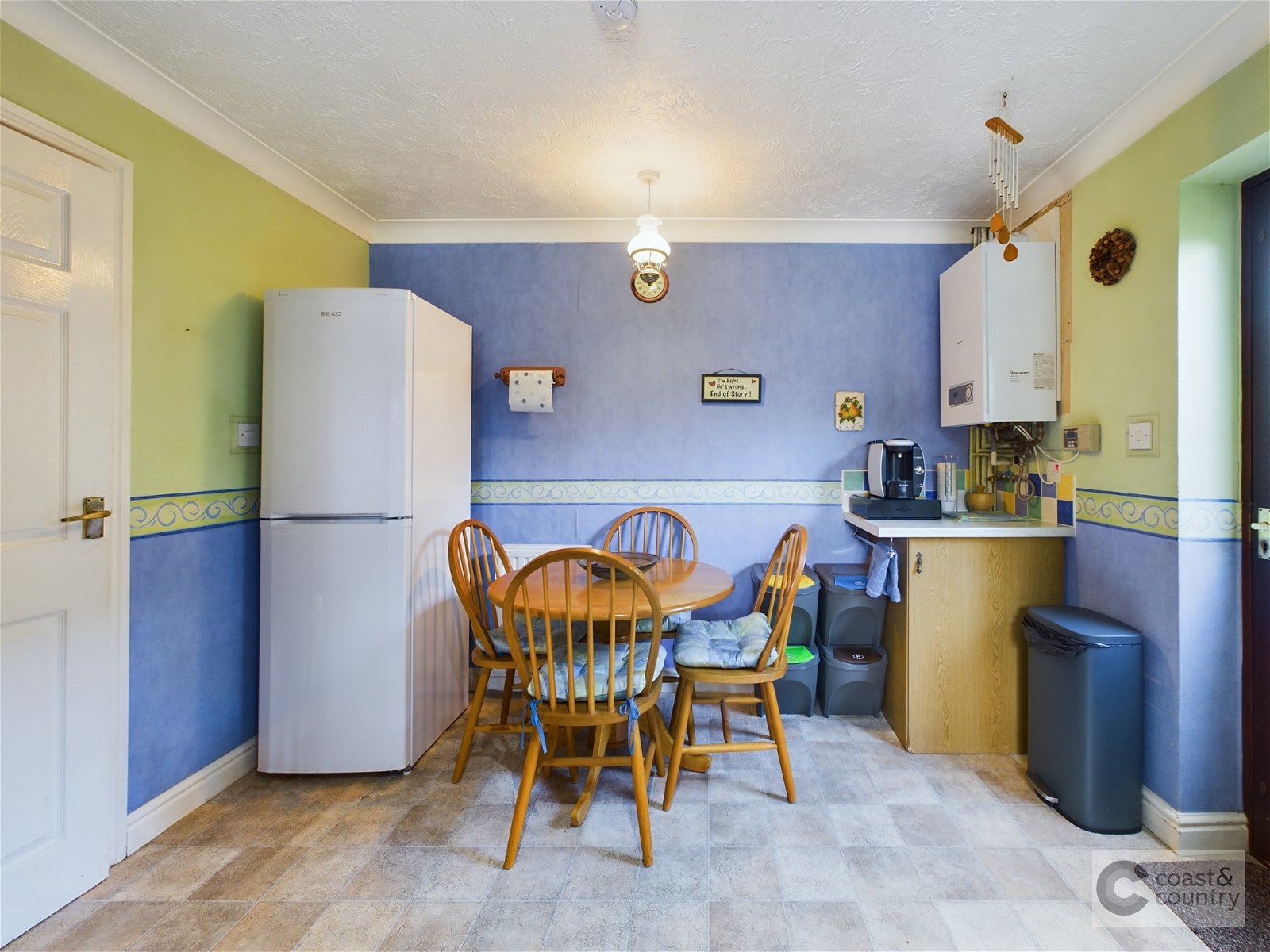 3 bed bungalow for sale in Coombeshead Road, Newton Abbot  - Property Image 5