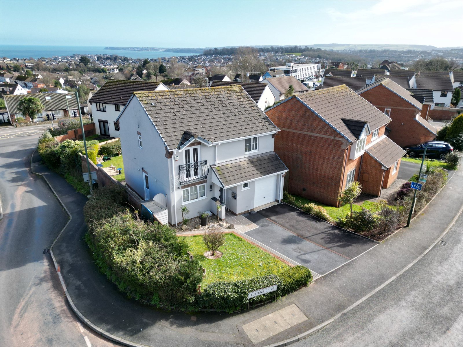 4 bed detached house for sale in Lutyens Drive, Paignton  - Property Image 1