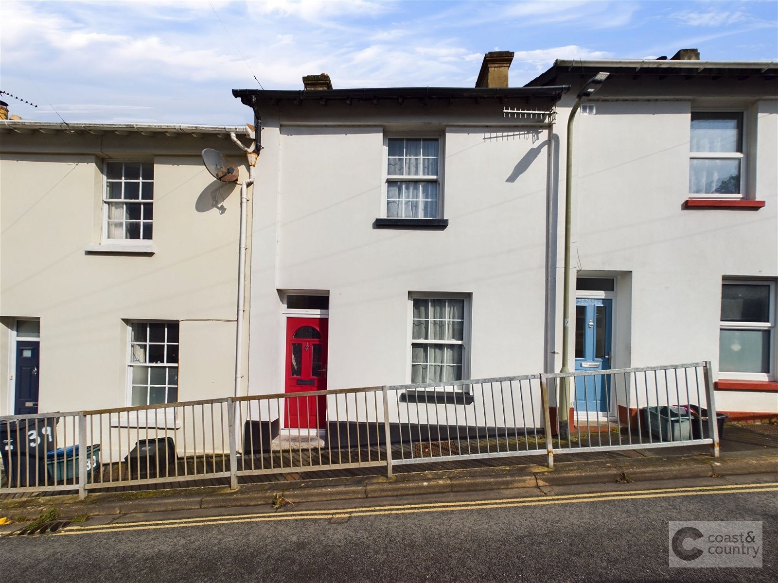 3 bed terraced house for sale in Tudor Road, Newton Abbot  - Property Image 1