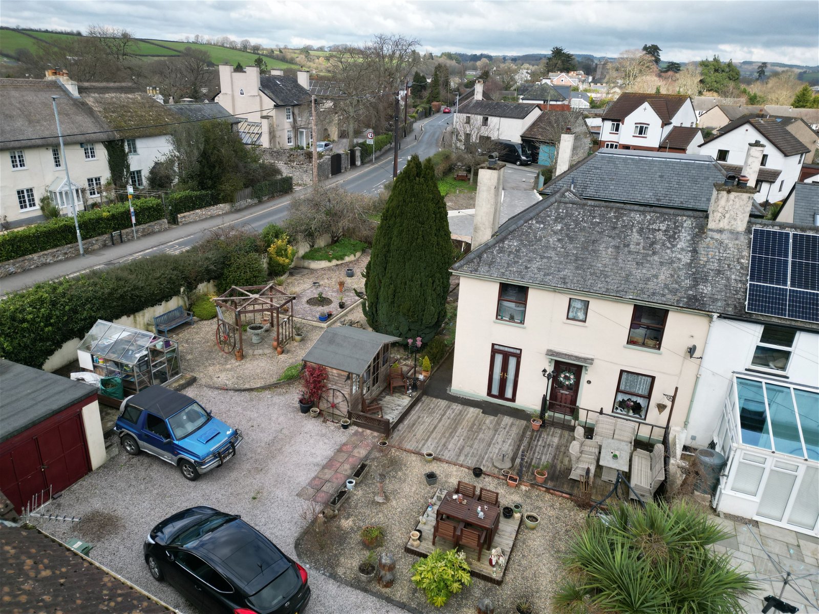 <p>A characterful property tucked away with parking and low maintenance gardens offering 3 bedroom, 2 reception room accommodation in popular Chudleigh.</p>