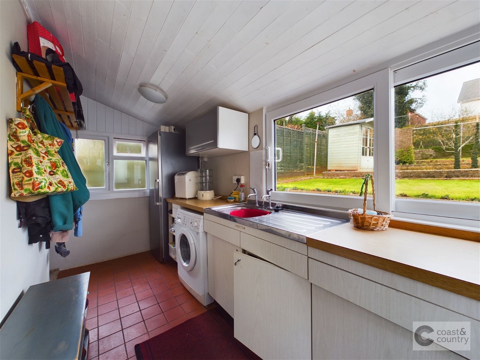 2 bed bungalow for sale in Mount Pleasant Road, Newton Abbot  - Property Image 14