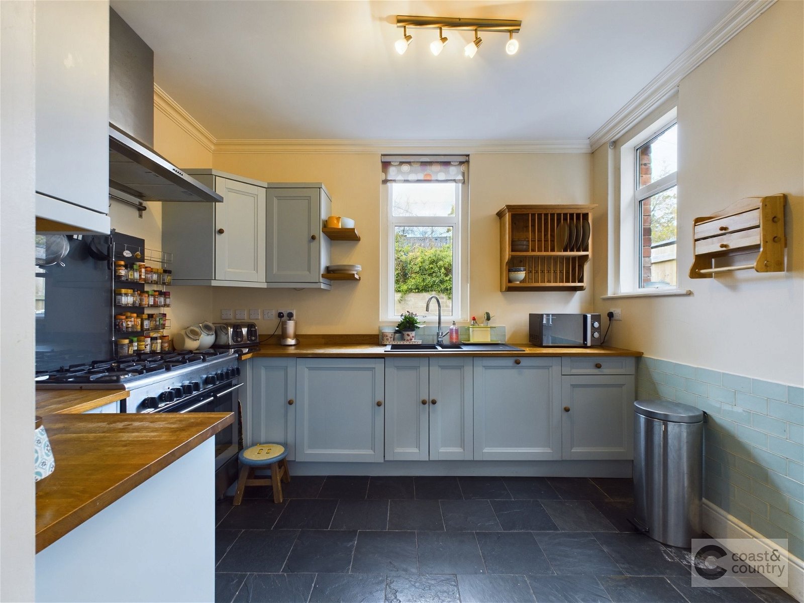 3 bed terraced house for sale in Abbotsbury Road, Newton Abbot  - Property Image 4