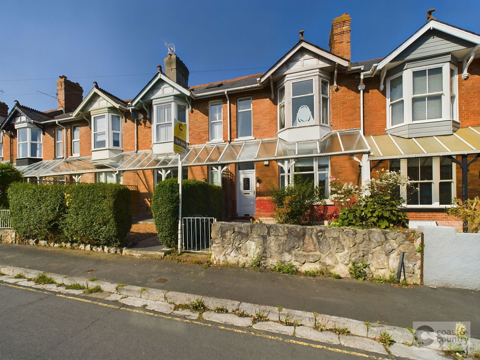 3 bed terraced house for sale in Abbotsbury Road, Newton Abbot  - Property Image 1