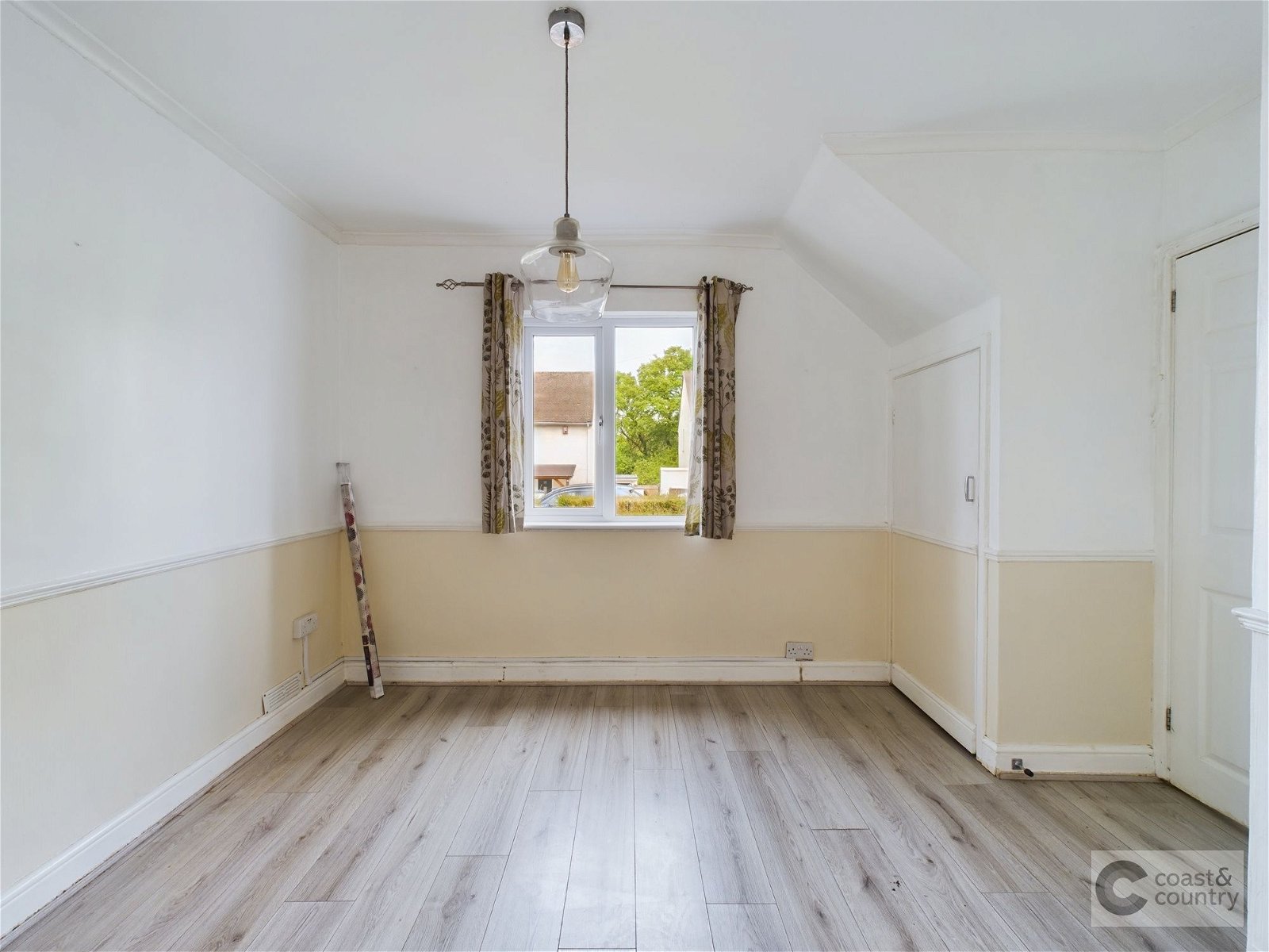 3 bed terraced house for sale in Oakland Road, Newton Abbot, TQ12 (ref