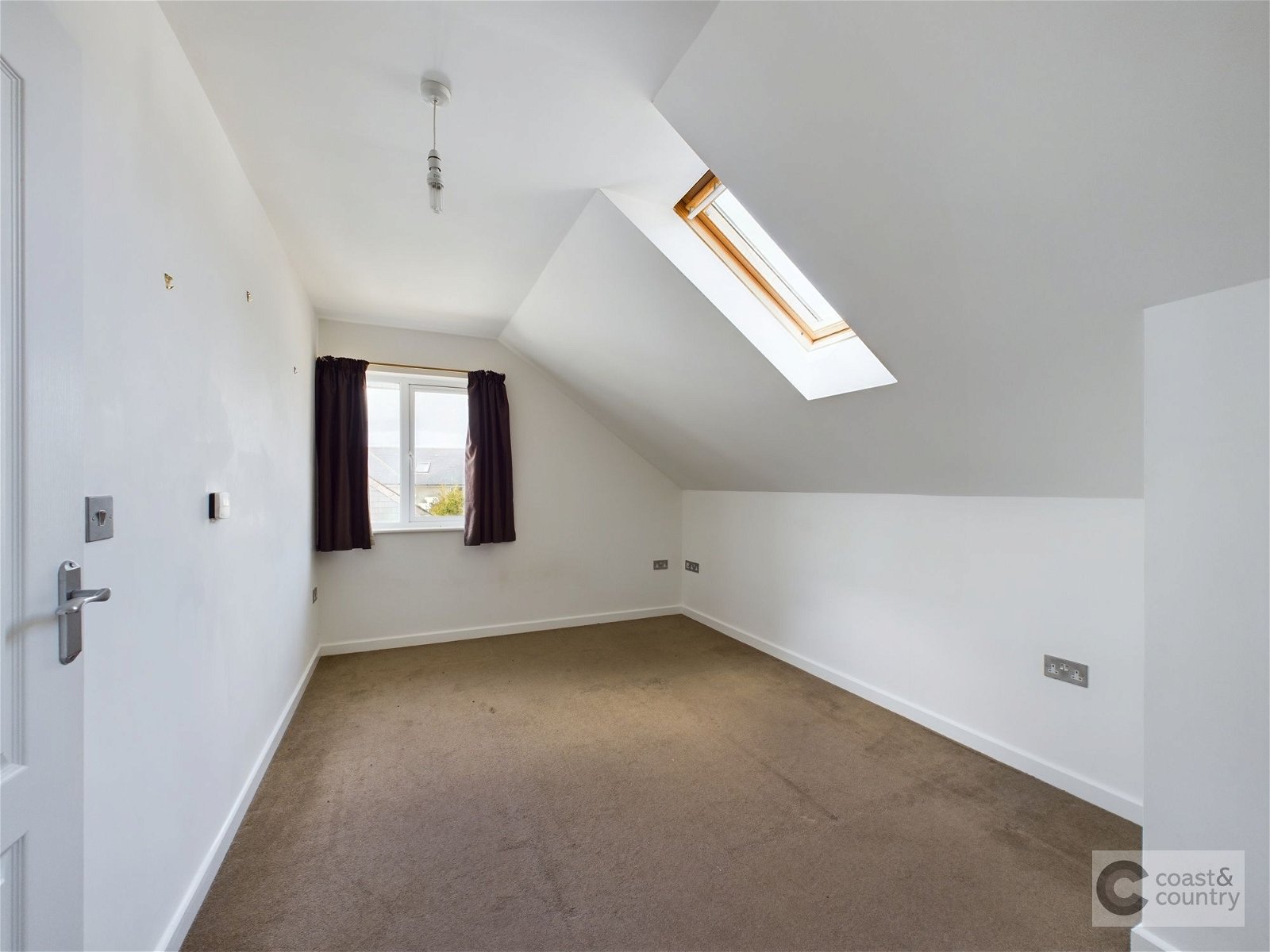 2 bed flat for sale in Fairview Road, Newton Abbot 3