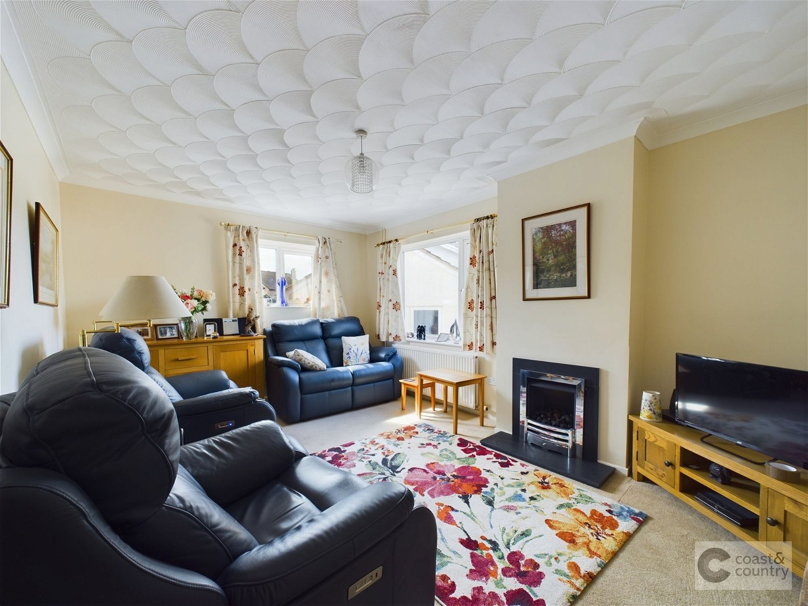 3 bed semi-detached house for sale in Fulton Close, Newton Abbot  - Property Image 2