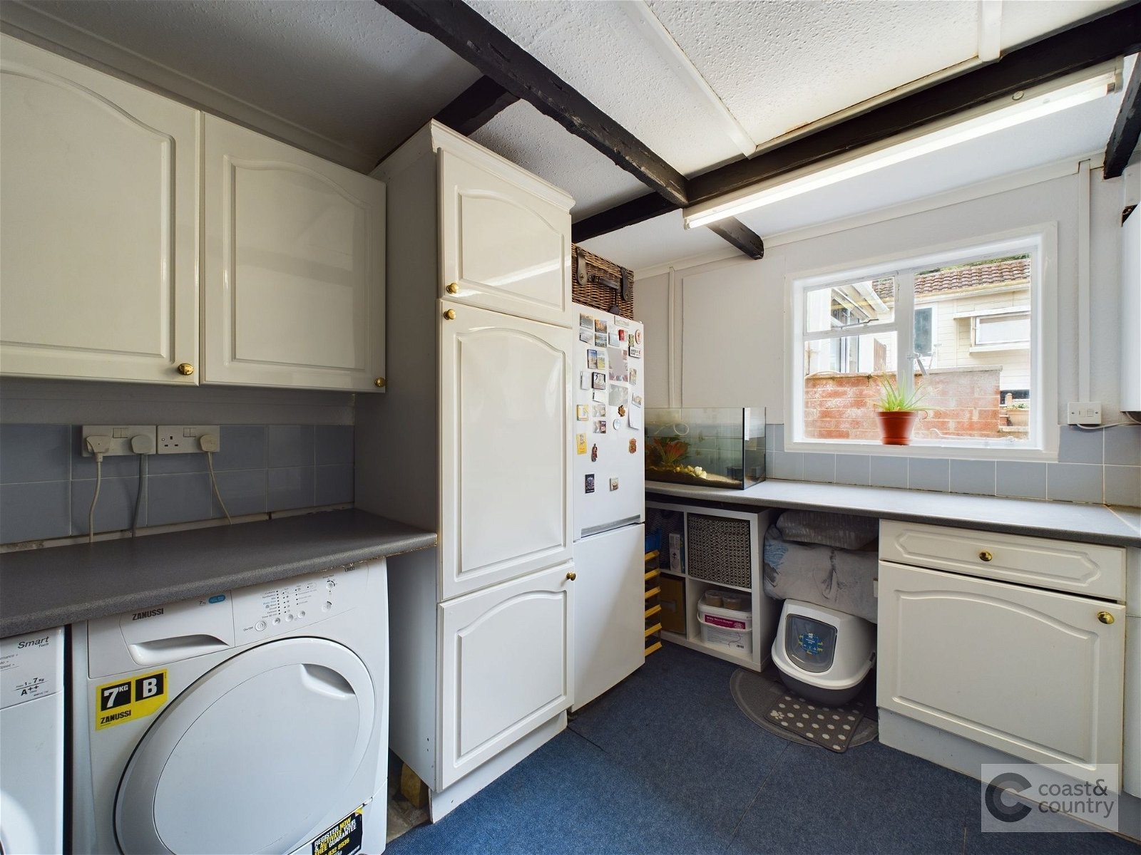 3 bed semi-detached house for sale in Cockhaven Close, Teignmouth  - Property Image 8