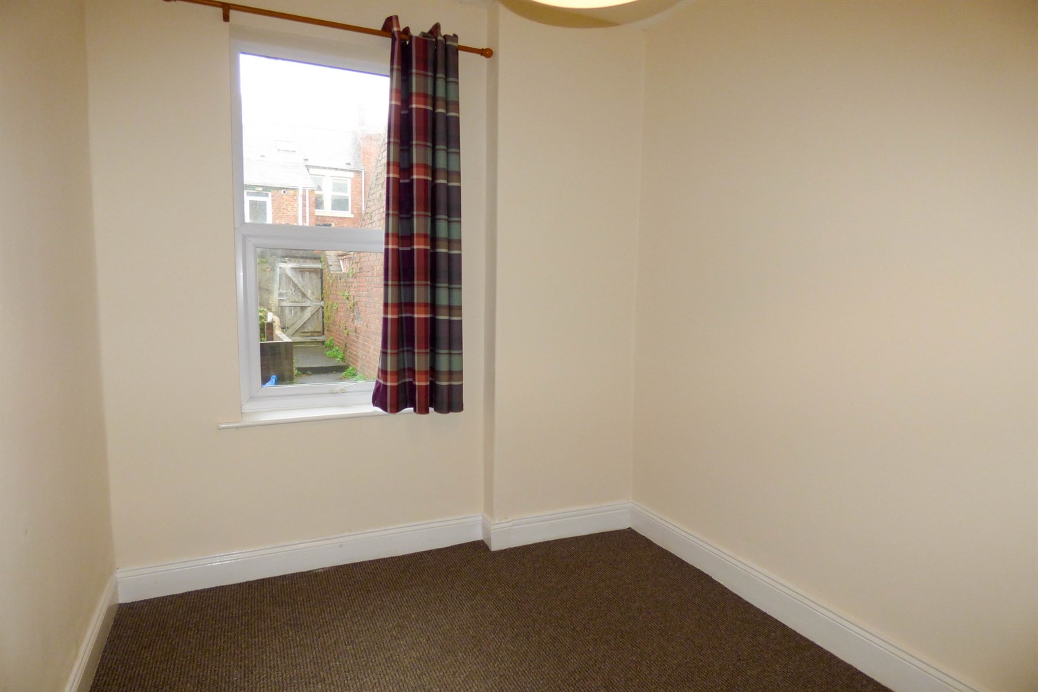 2 bed flat to rent in Dean Street, Low Fell  - Property Image 5