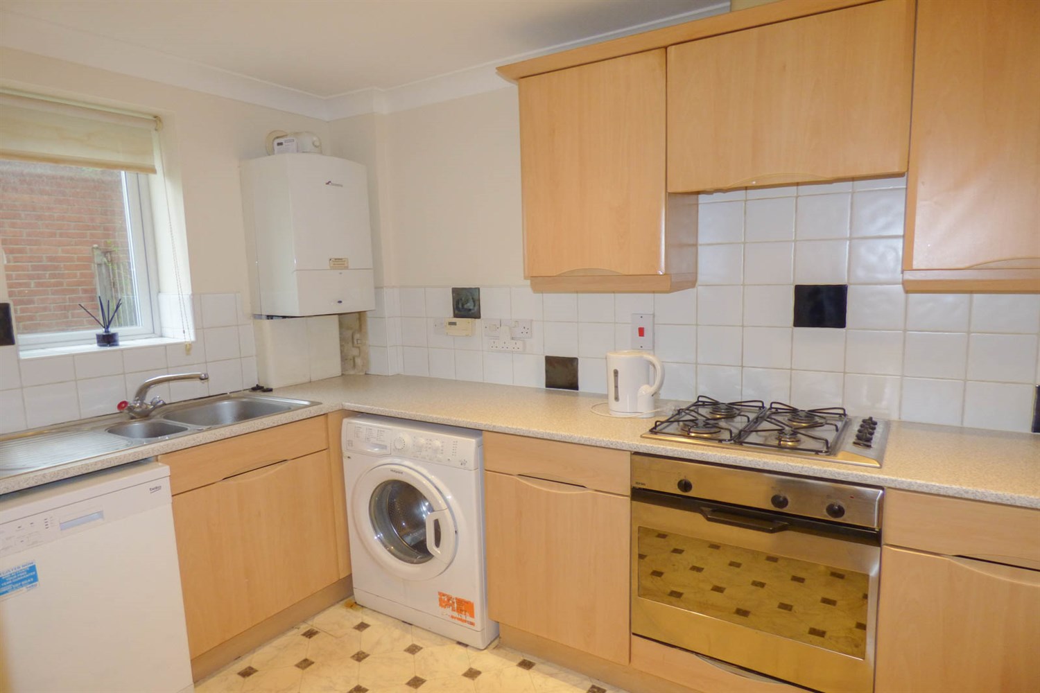 2 bed apartment to rent in Redgrave Close, Gateshead  - Property Image 2