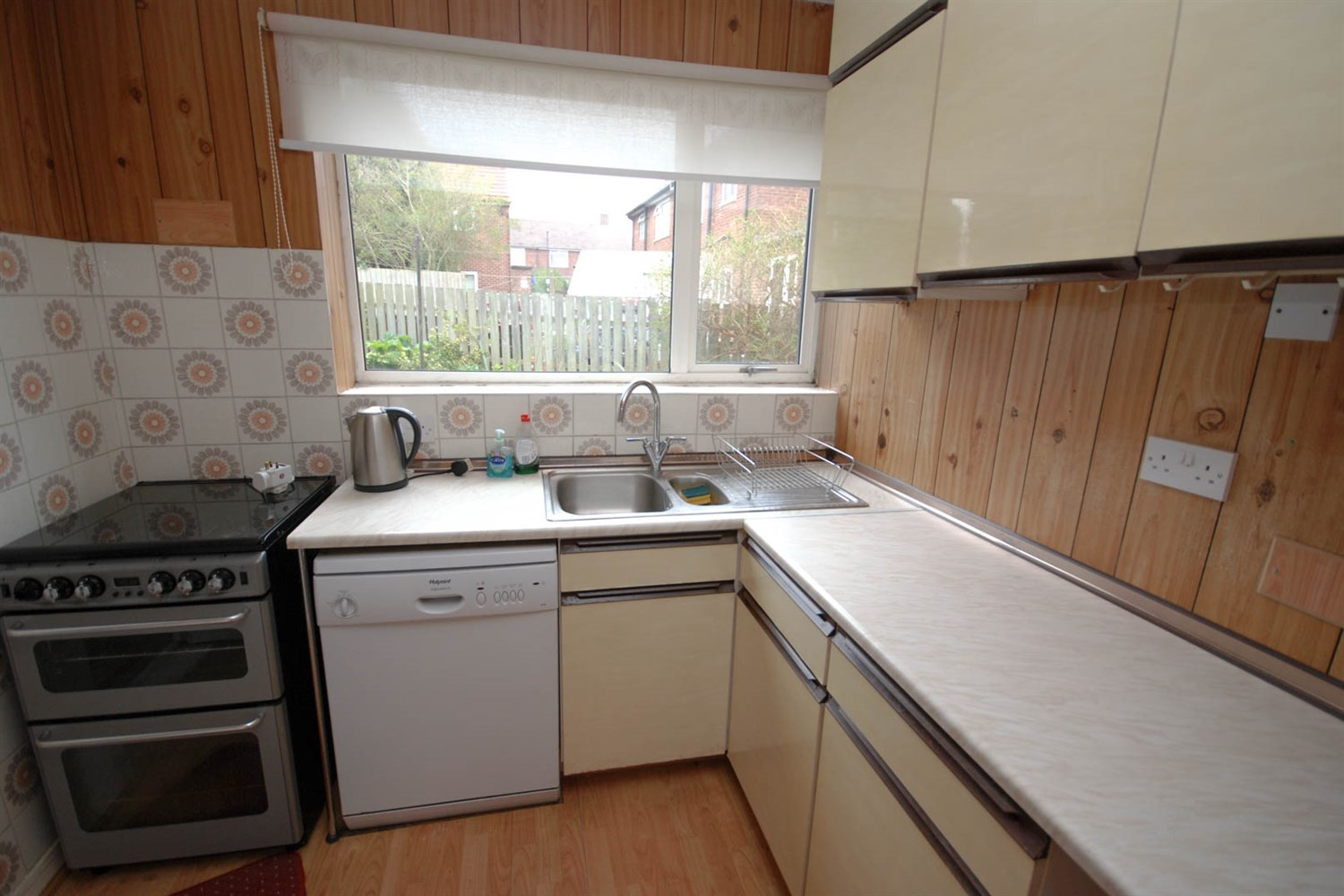 3 bed semi-detached house for sale in Regent Farm Road, Newcastle Upon Tyne  - Property Image 6