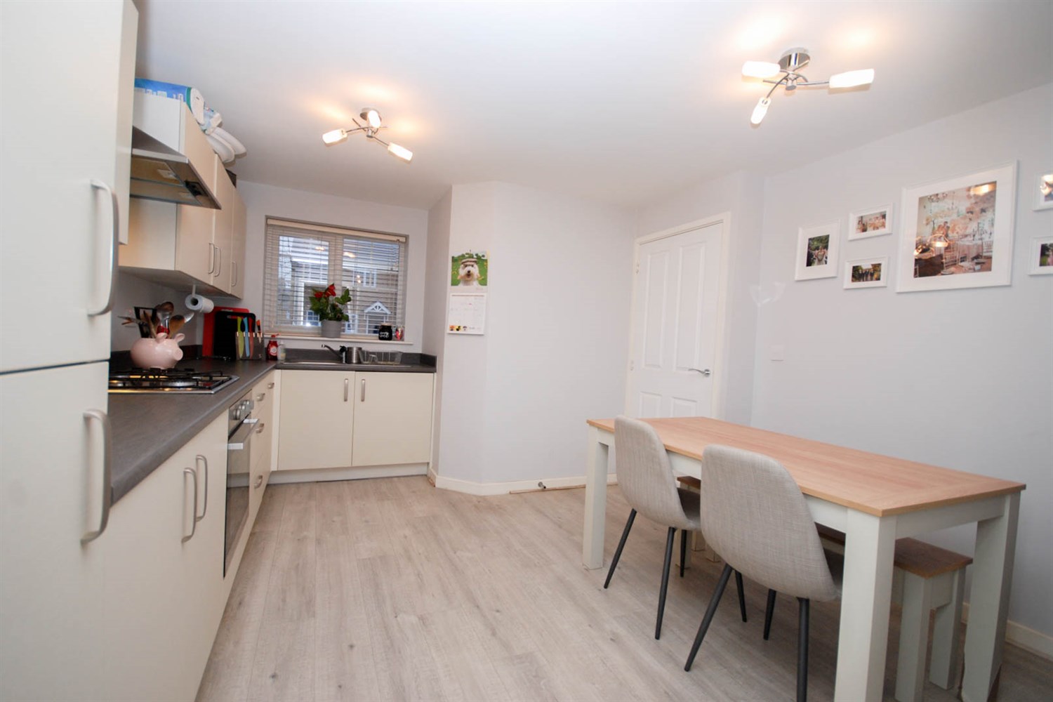 3 bed end of terraced town house for sale in Hutchinson Court, Newcastle Upon Tyne  - Property Image 7