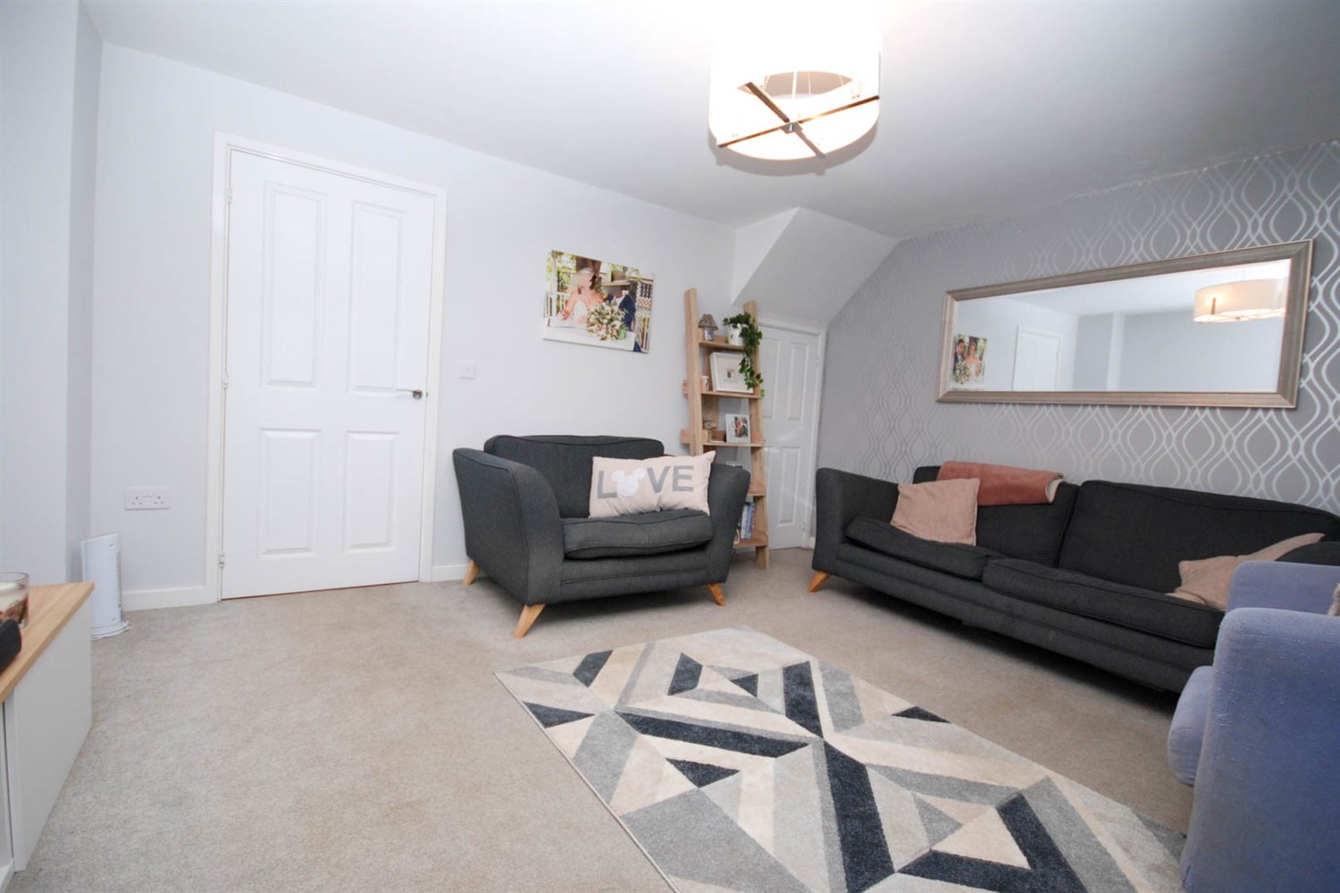 3 bed end of terraced town house for sale in Hutchinson Court, Newcastle Upon Tyne  - Property Image 5