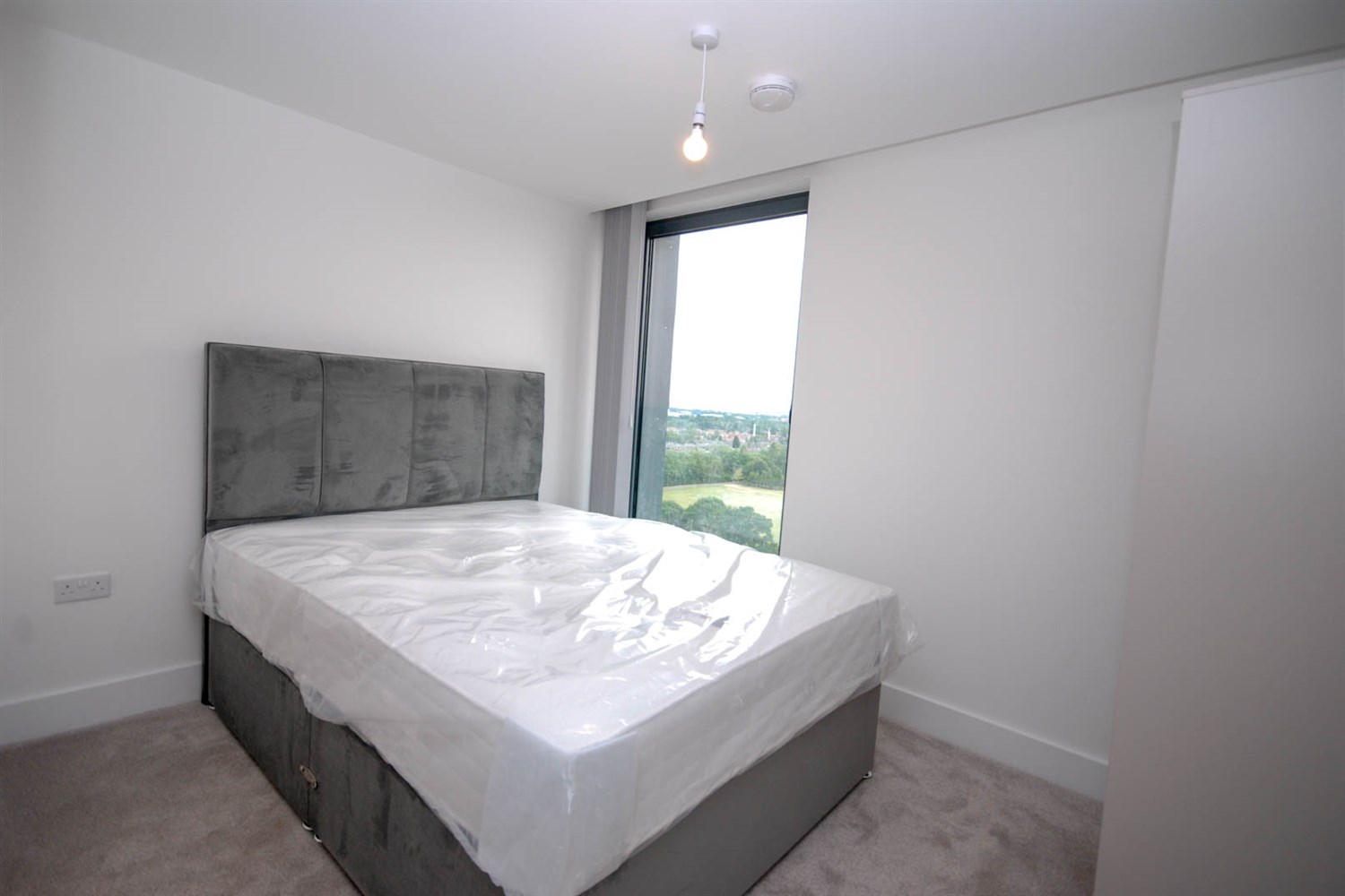 2 bed penthouse to rent in Regents Plaza, Gosforth  - Property Image 6