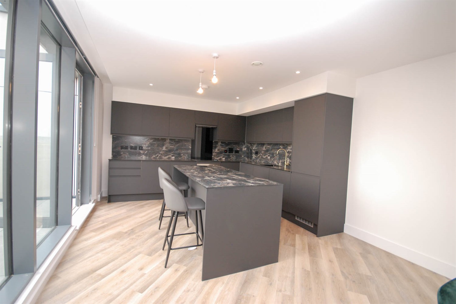 2 bed penthouse to rent in Regents Plaza, Gosforth  - Property Image 10