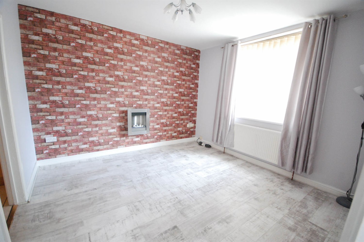 2 bed flat for sale in Arnold Street, Boldon Colliery  - Property Image 3