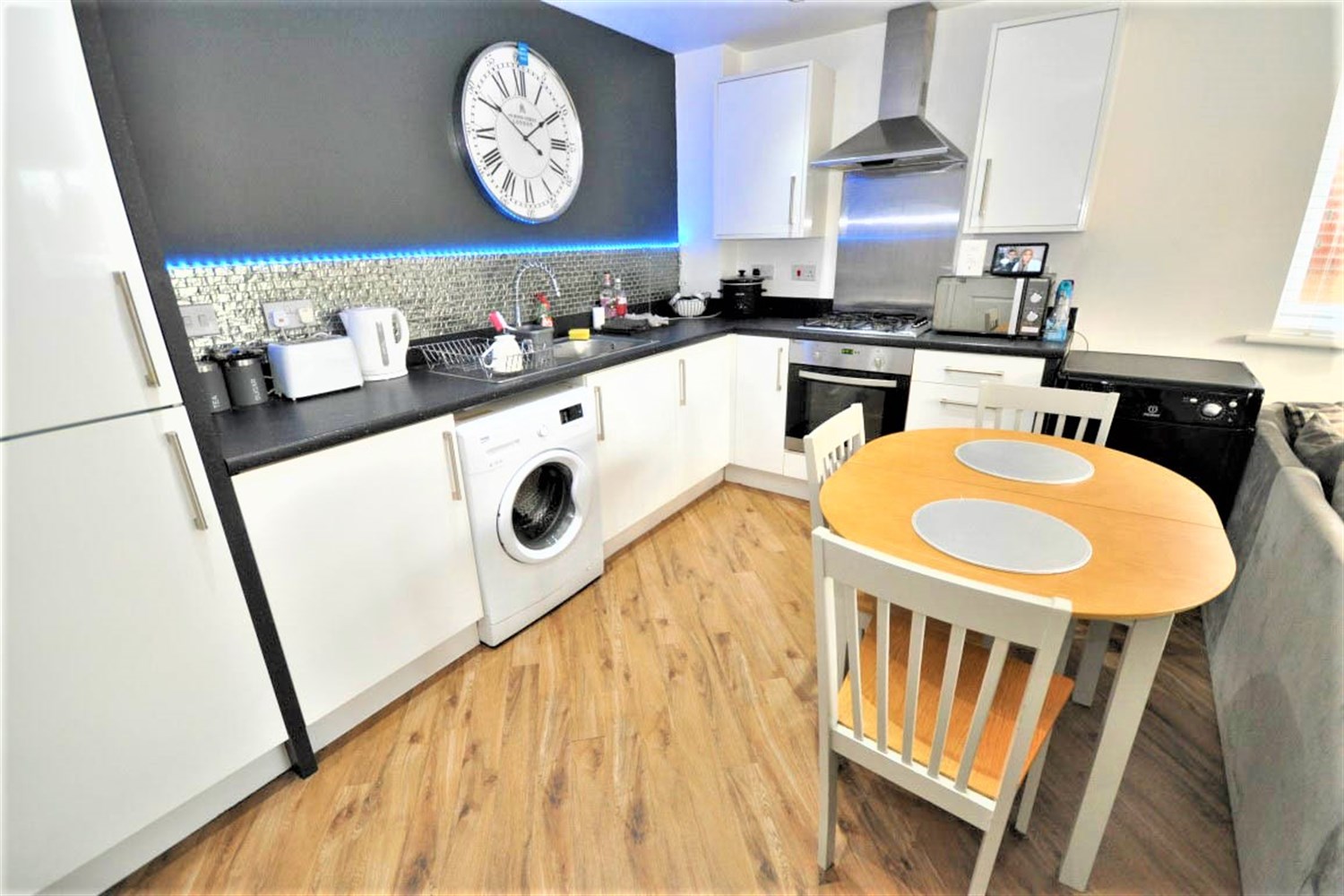 2 bed house for sale in Swan Court, Sunderland  - Property Image 3