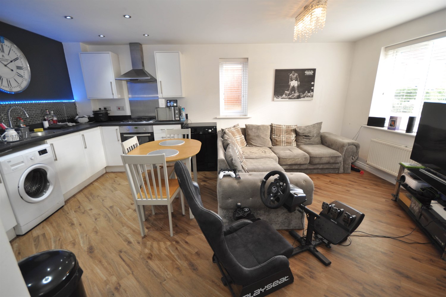 2 bed house for sale in Swan Court, Sunderland  - Property Image 5