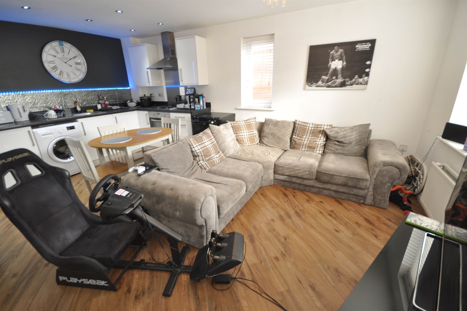 2 bed house for sale in Swan Court, Sunderland  - Property Image 2