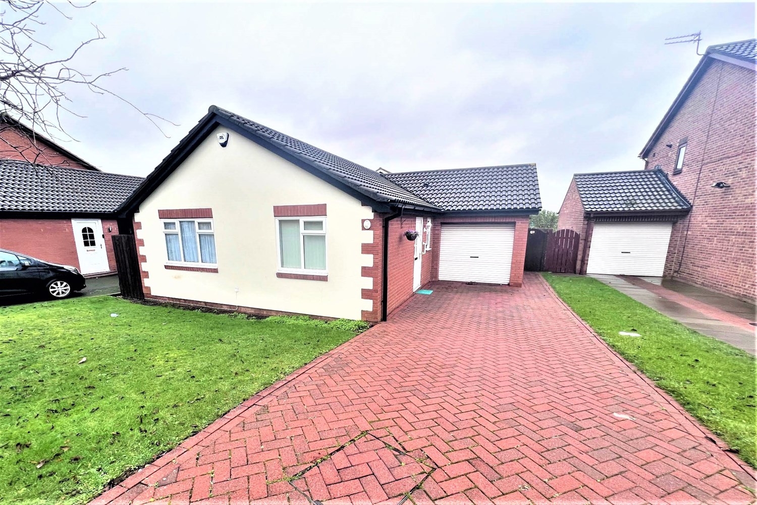 2 bed detached bungalow for sale in Beaconside, South Shields - Property Image 1