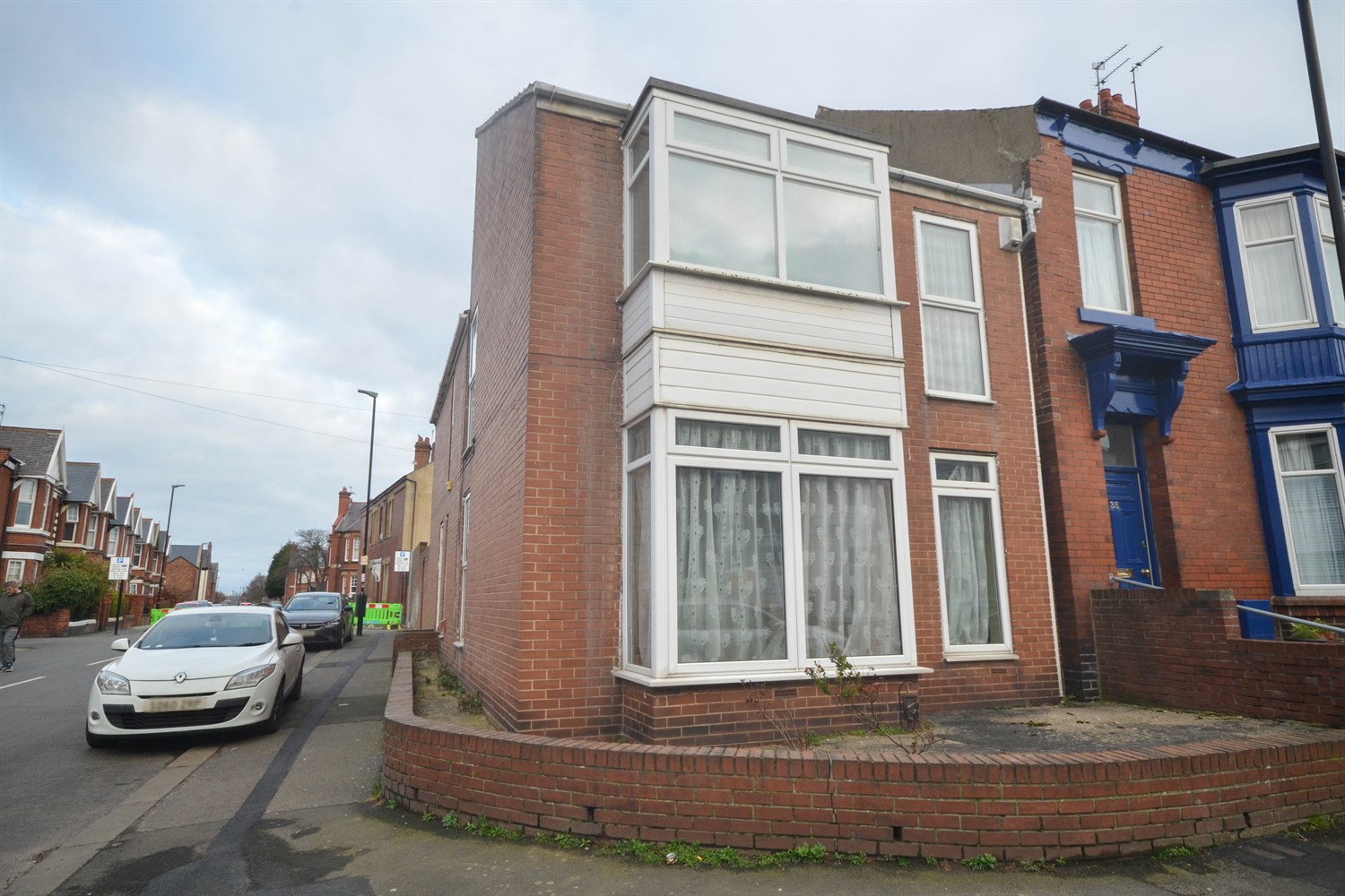2 bed flat for sale in Thornhill, Sunderland  - Property Image 1
