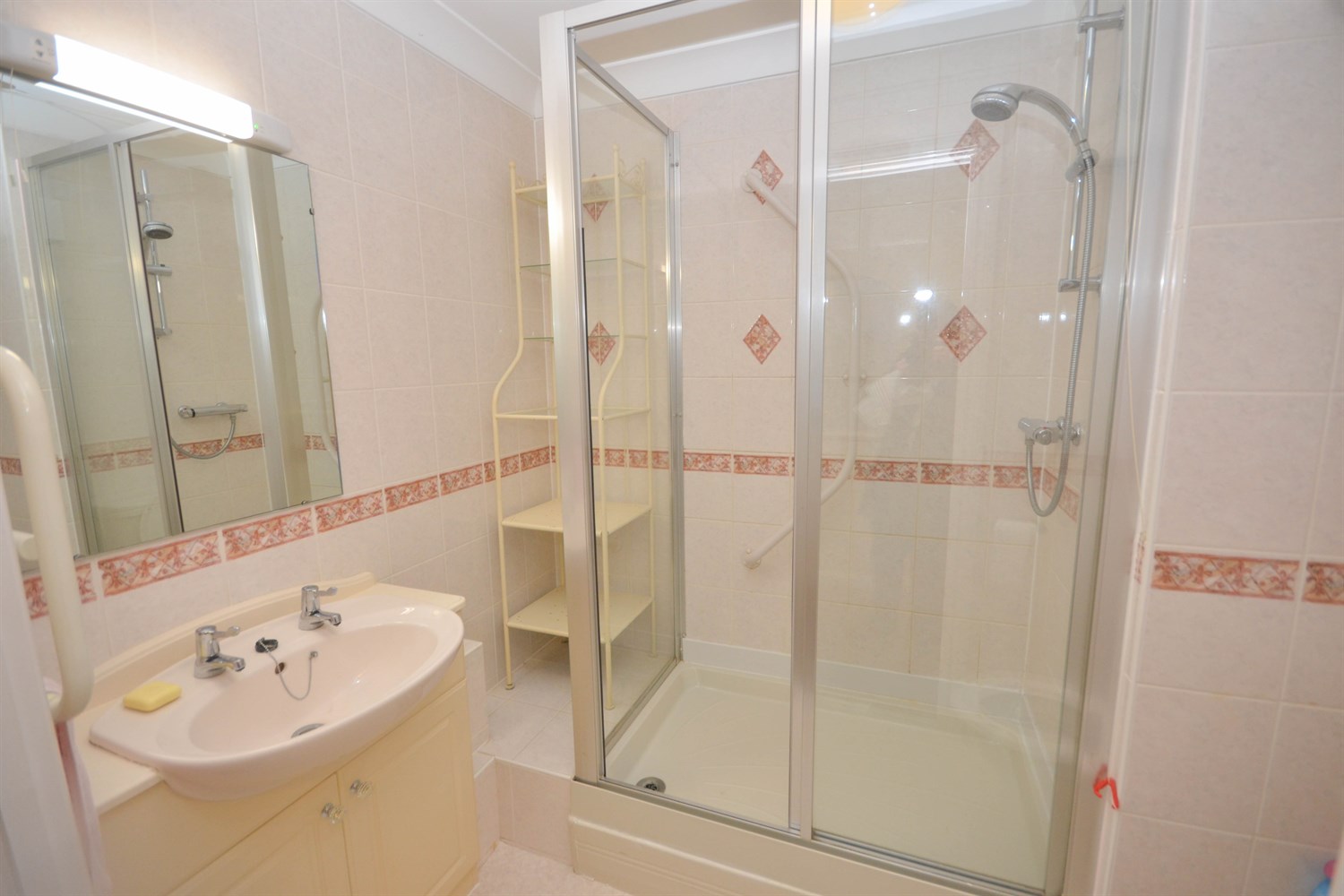 1 bed flat for sale in Willow Bank Court, East Boldon  - Property Image 3