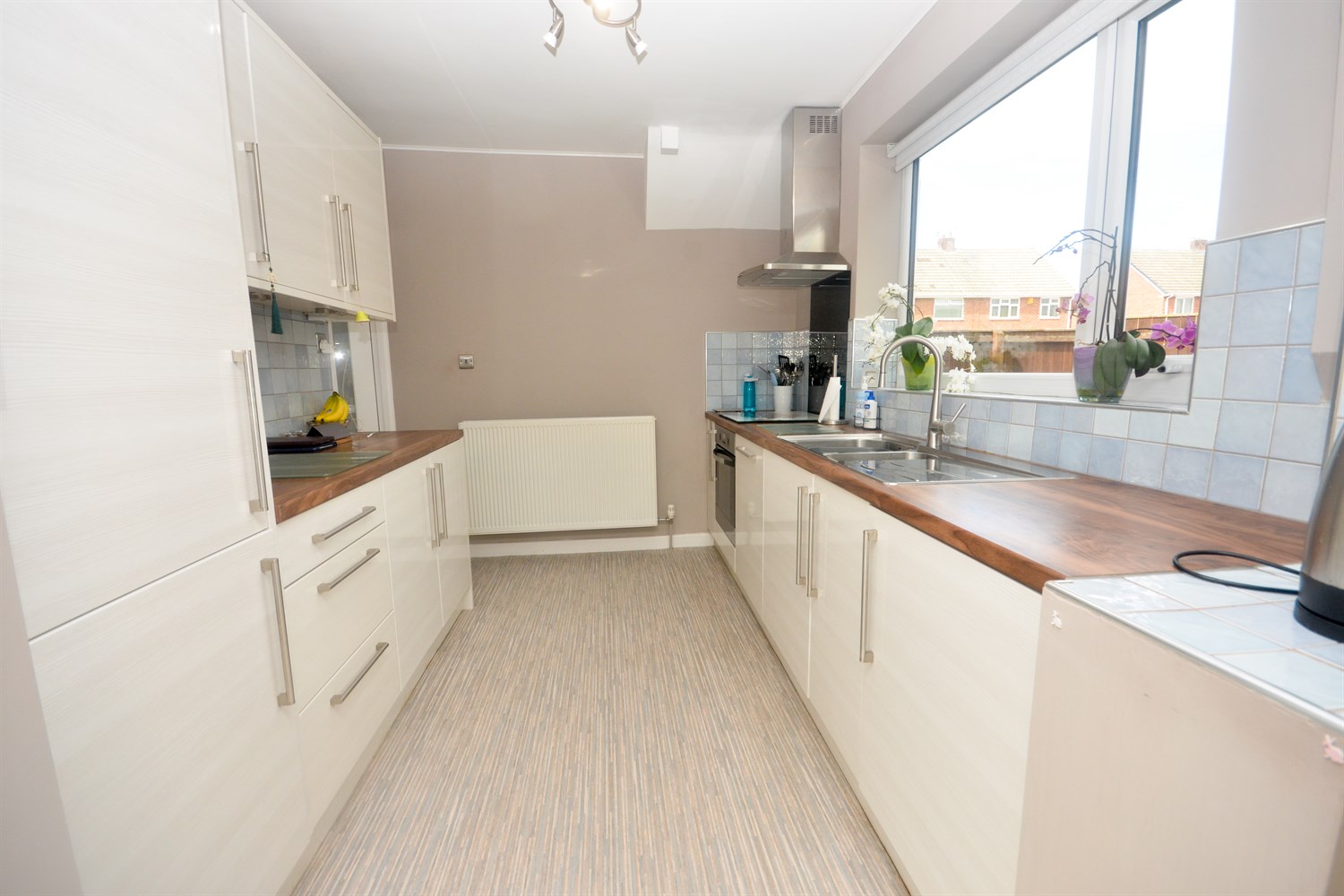 3 bed semi-detached house for sale in Windsor Drive, Cleadon  - Property Image 8