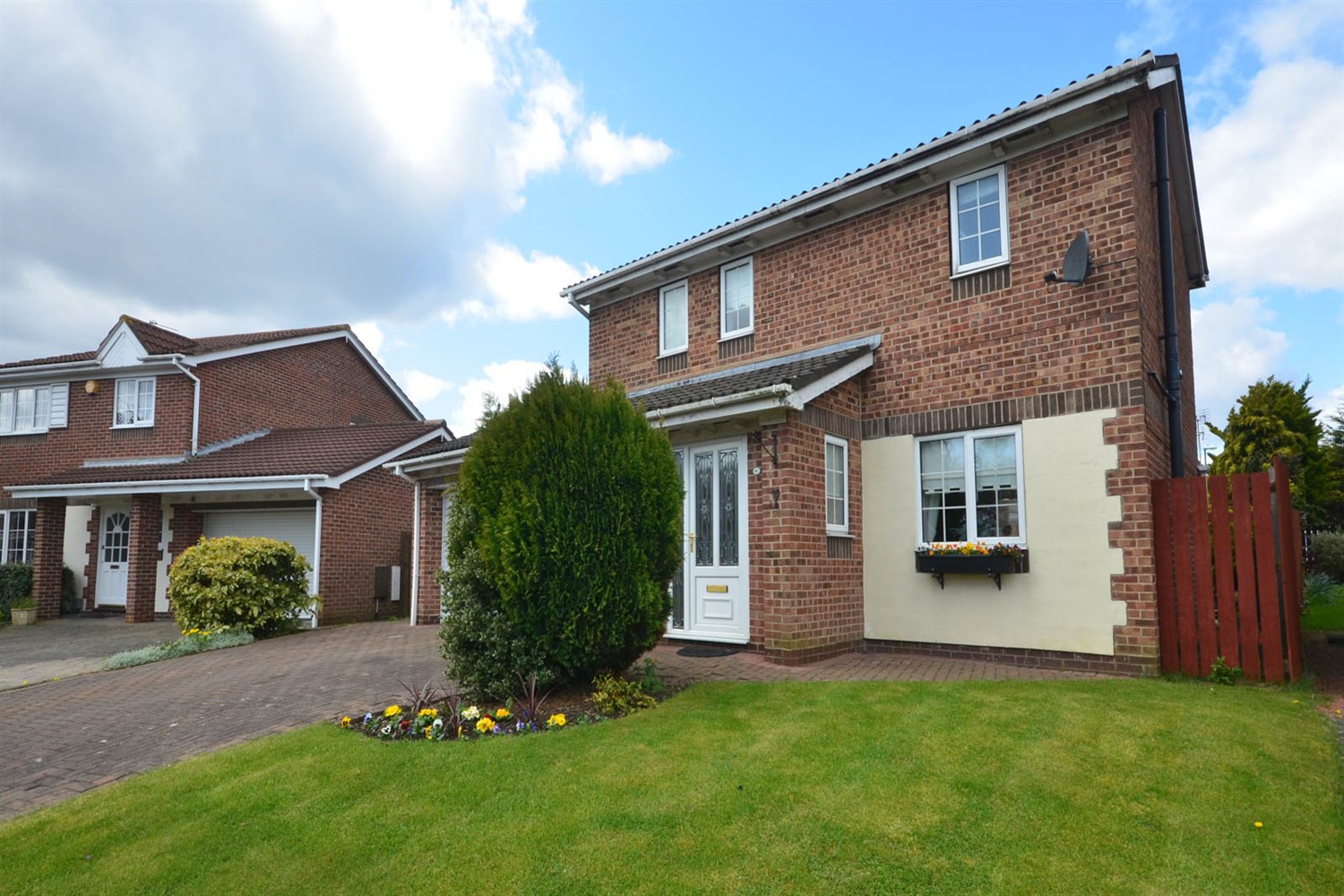 3 bed detached house for sale in The Cotswolds, Boldon Colliery  - Property Image 11