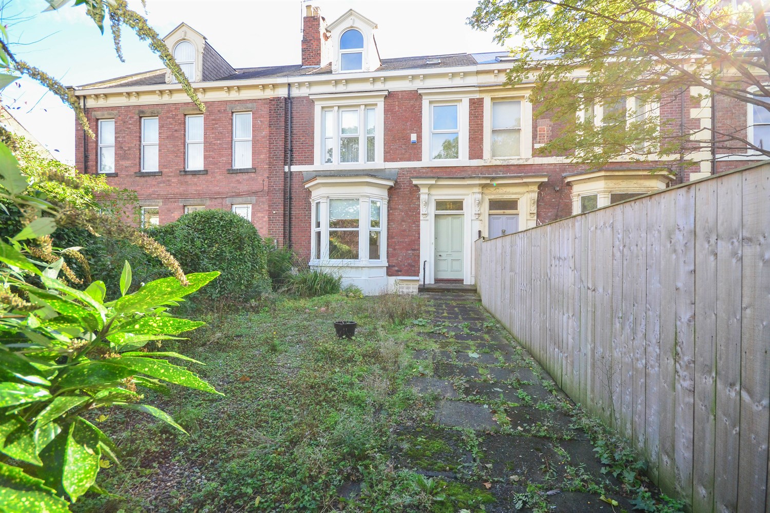 6 bed house for sale in Ashbrooke, Sunderland - Property Image 1