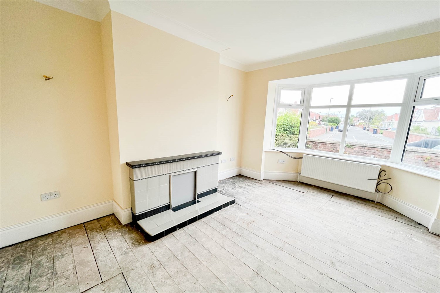 2 bed semi-detached bungalow for sale in Southfield Road, South Shields  - Property Image 2