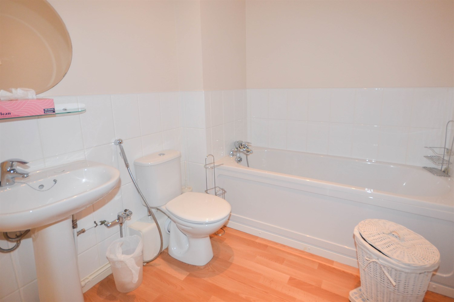 4 bed mid terraced town house for sale in Boldon, Tyne & Wear  - Property Image 6