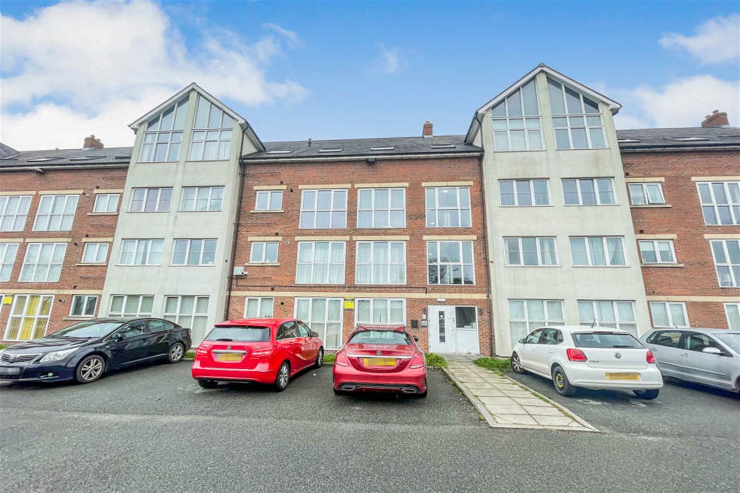 2 bed apartment for sale in Kensington House, Sunderland, SR2 (ref 536734)