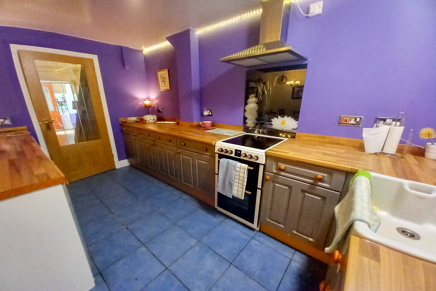 3 bed house for sale in North Guards, Sunderland  - Property Image 2