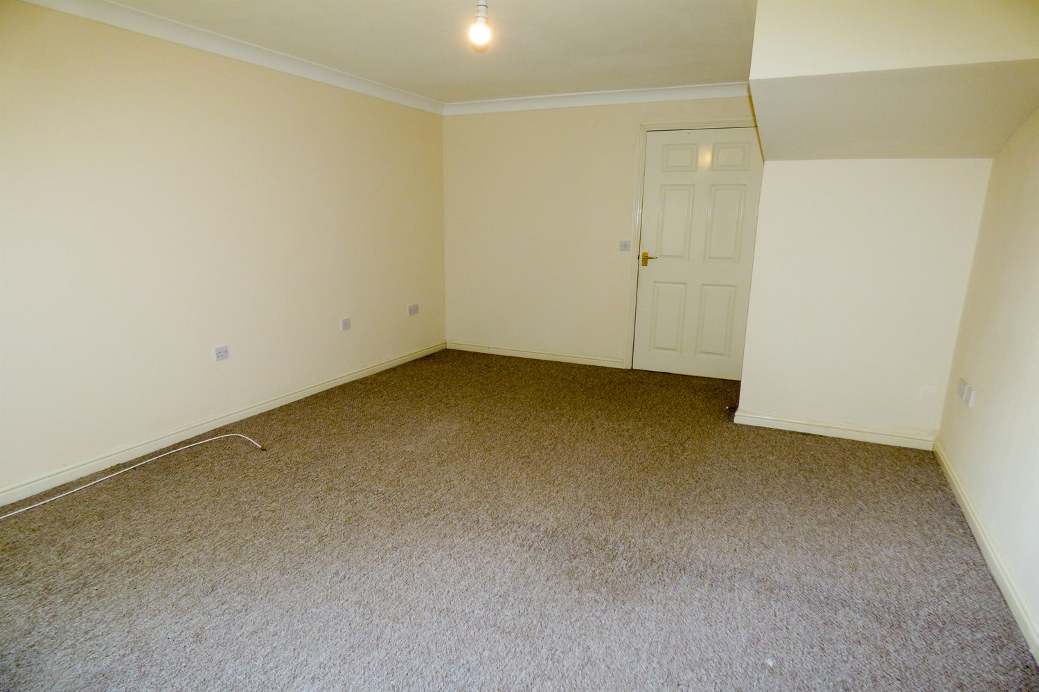 3 bed end of terraced town house for sale in Sanderson Villas, Gateshead  - Property Image 2