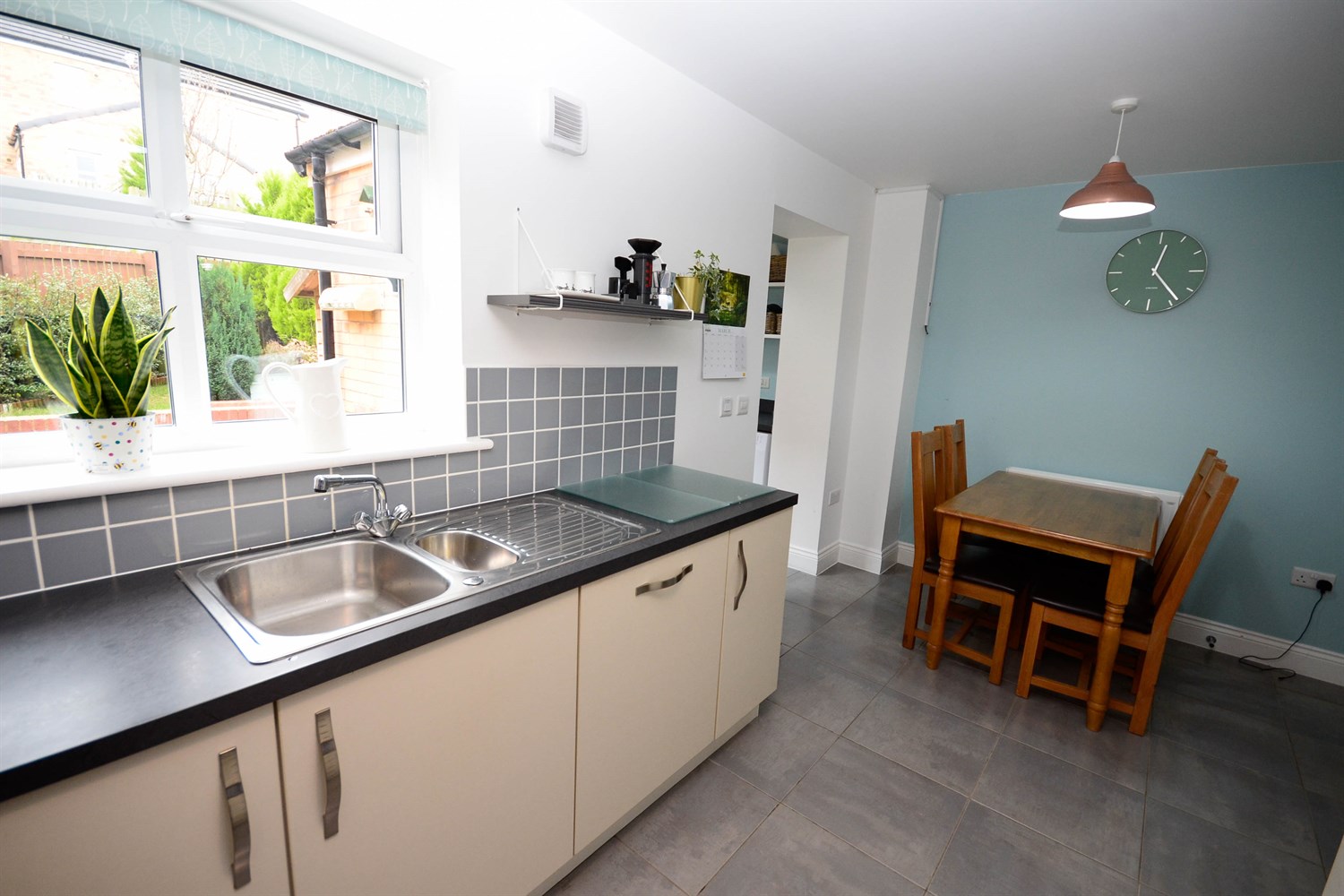 3 bed semi-detached house for sale in Bishops Park Road, Gateshead  - Property Image 7