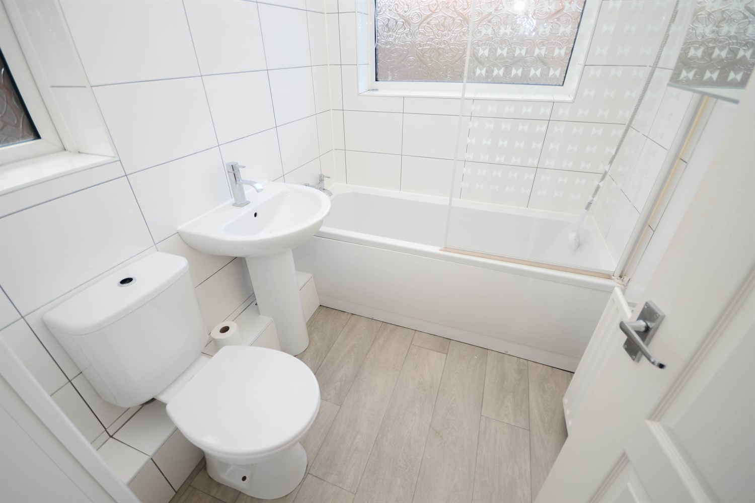 2 bed flat for sale in St. Vincent Street, South Shields  - Property Image 3