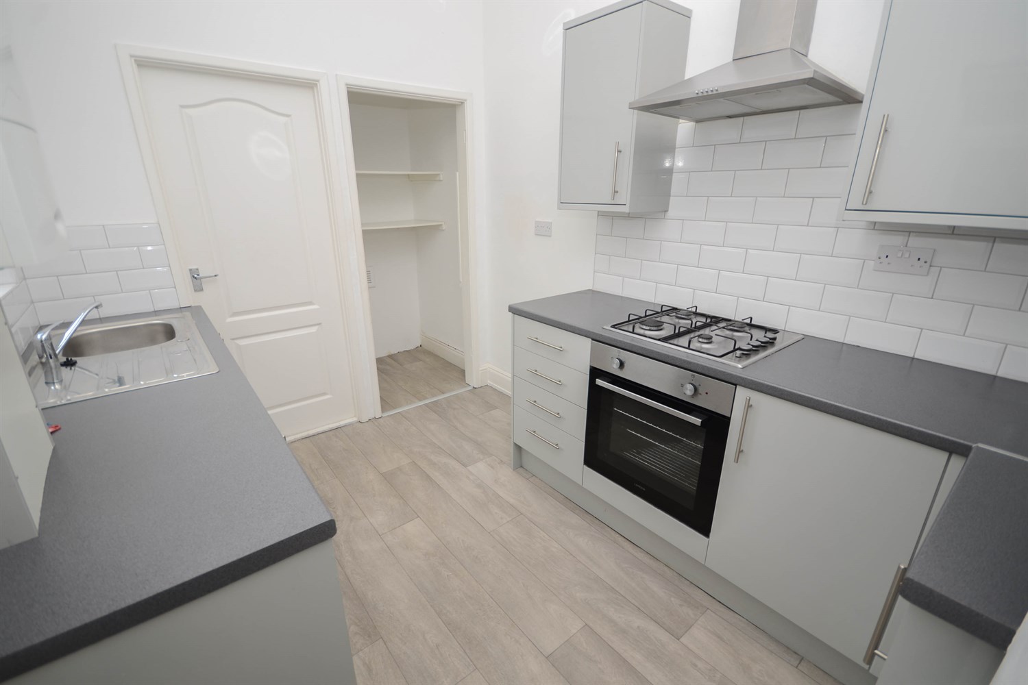 2 bed flat for sale in St. Vincent Street, South Shields  - Property Image 5