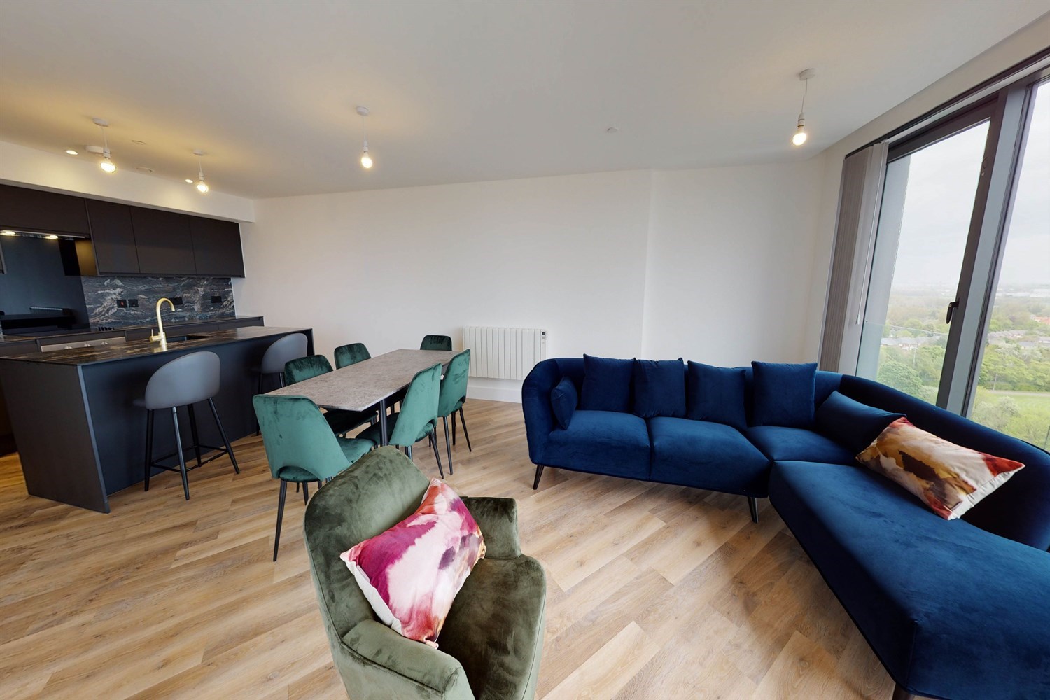 3 bed penthouse to rent in Regent Farm Road  - Property Image 2