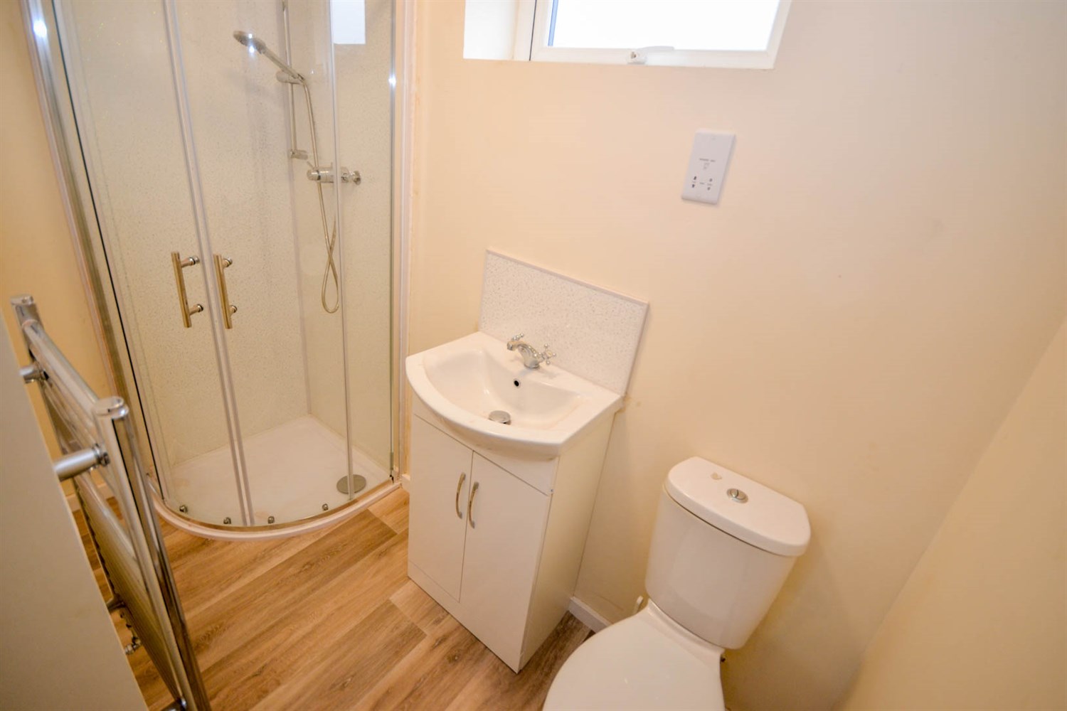 2 bed semi-detached house for sale in Hollywood Crescent, Gosforth  - Property Image 9