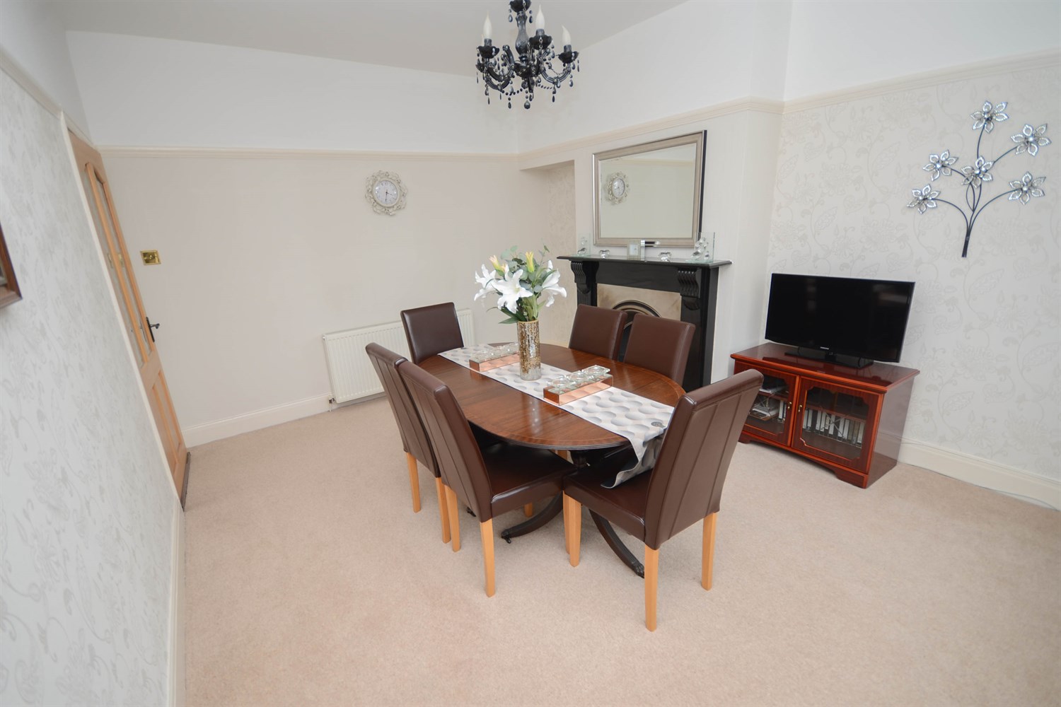 3 bed semi-detached house for sale in Central Gardens, South Shields  - Property Image 6