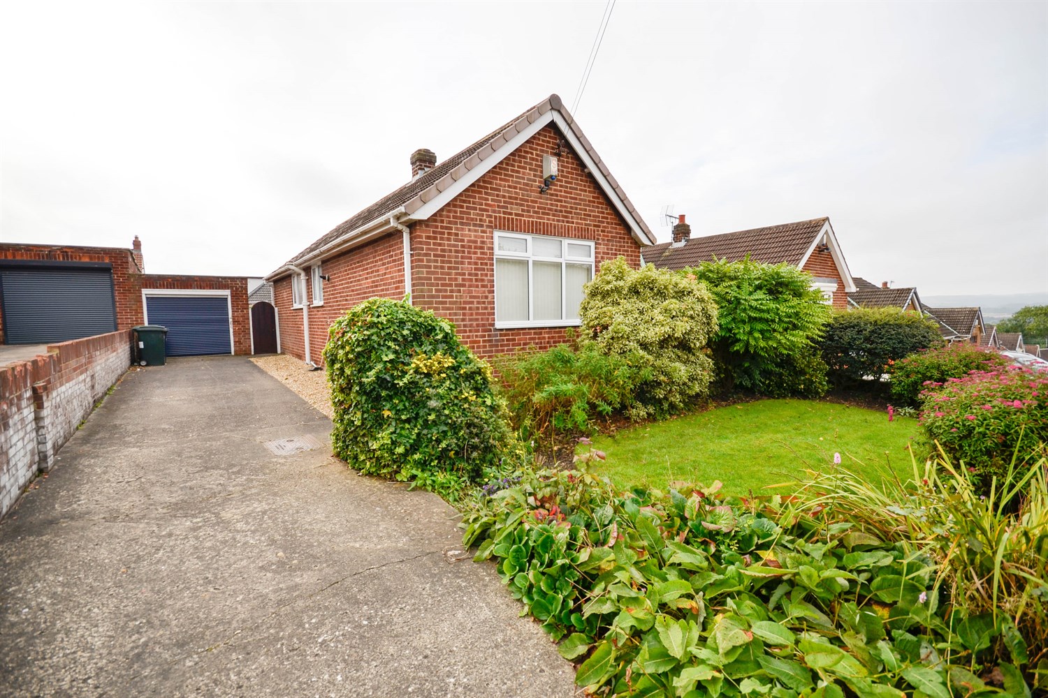 2 bed semi-detached bungalow for sale in Dene Court, Birtley  - Property Image 1