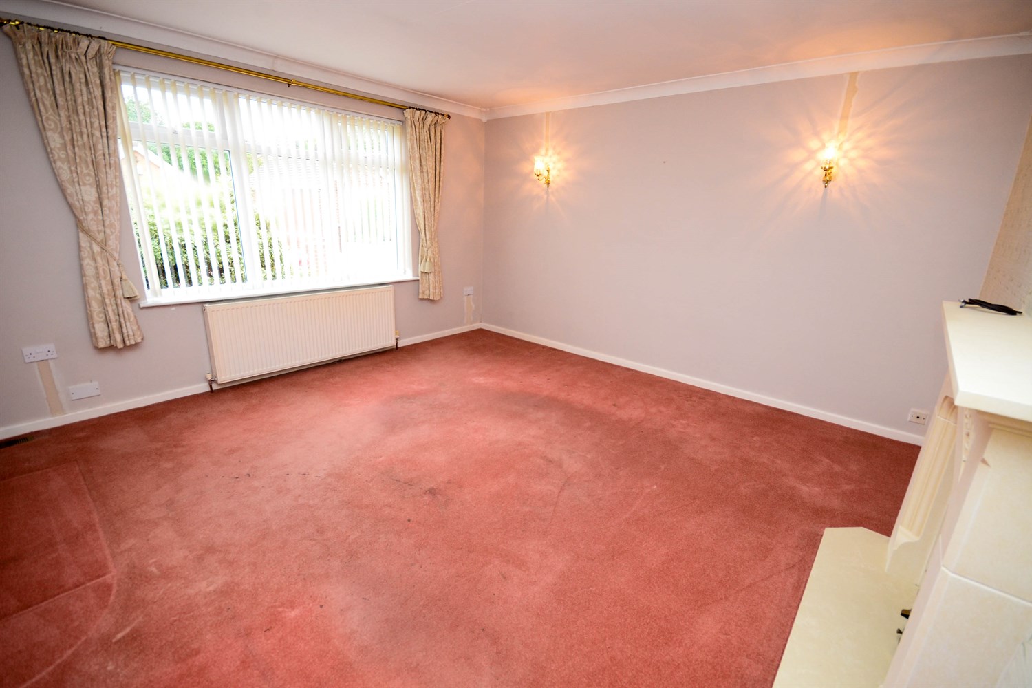 2 bed semi-detached bungalow for sale in Dene Court, Birtley  - Property Image 3