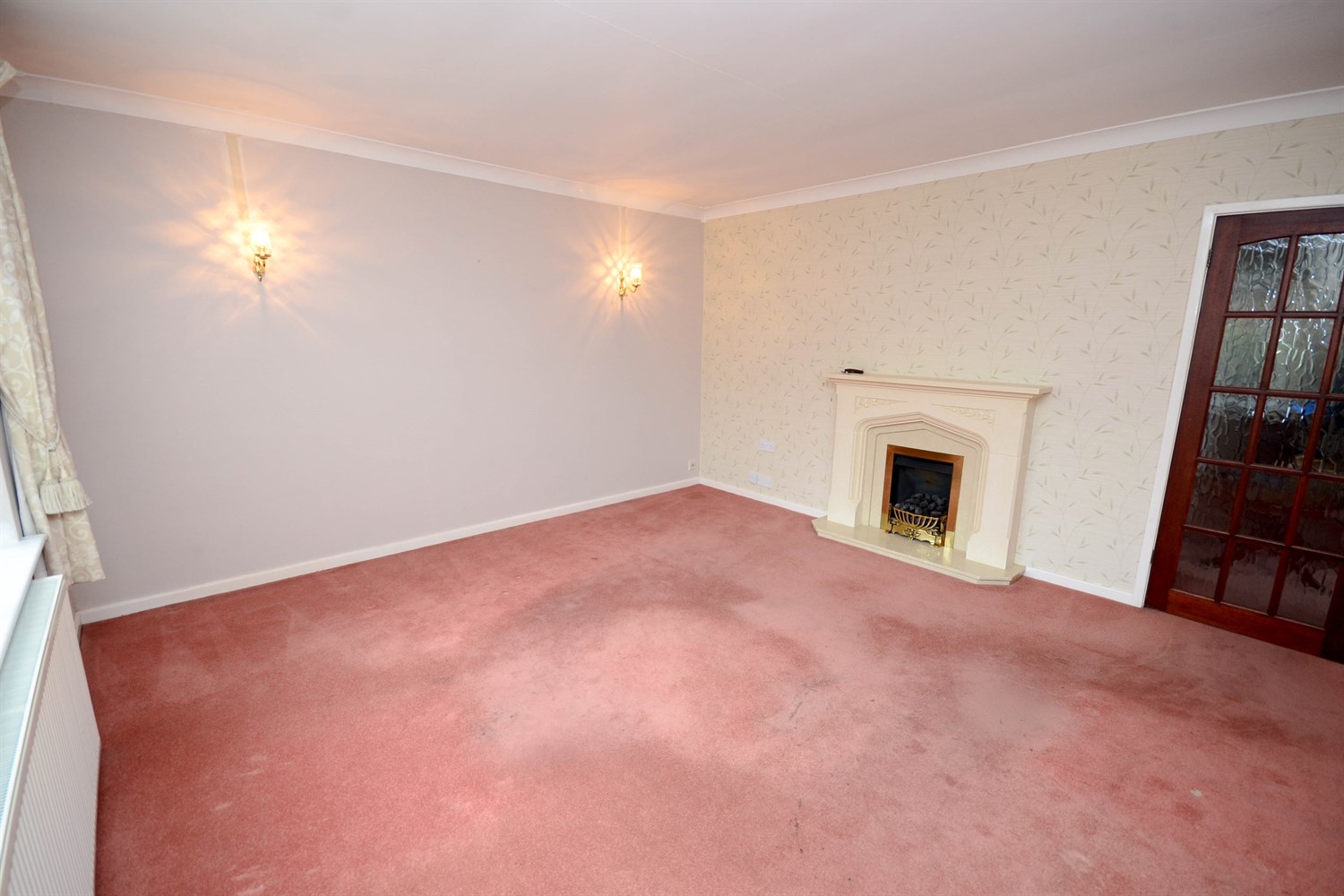 2 bed semi-detached bungalow for sale in Dene Court, Birtley  - Property Image 2