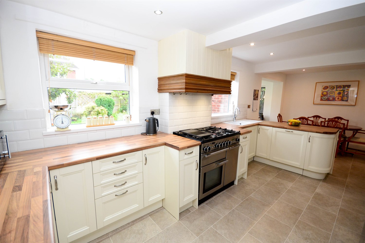 5 bed detached house for sale in Marina View, Hebburn  - Property Image 5