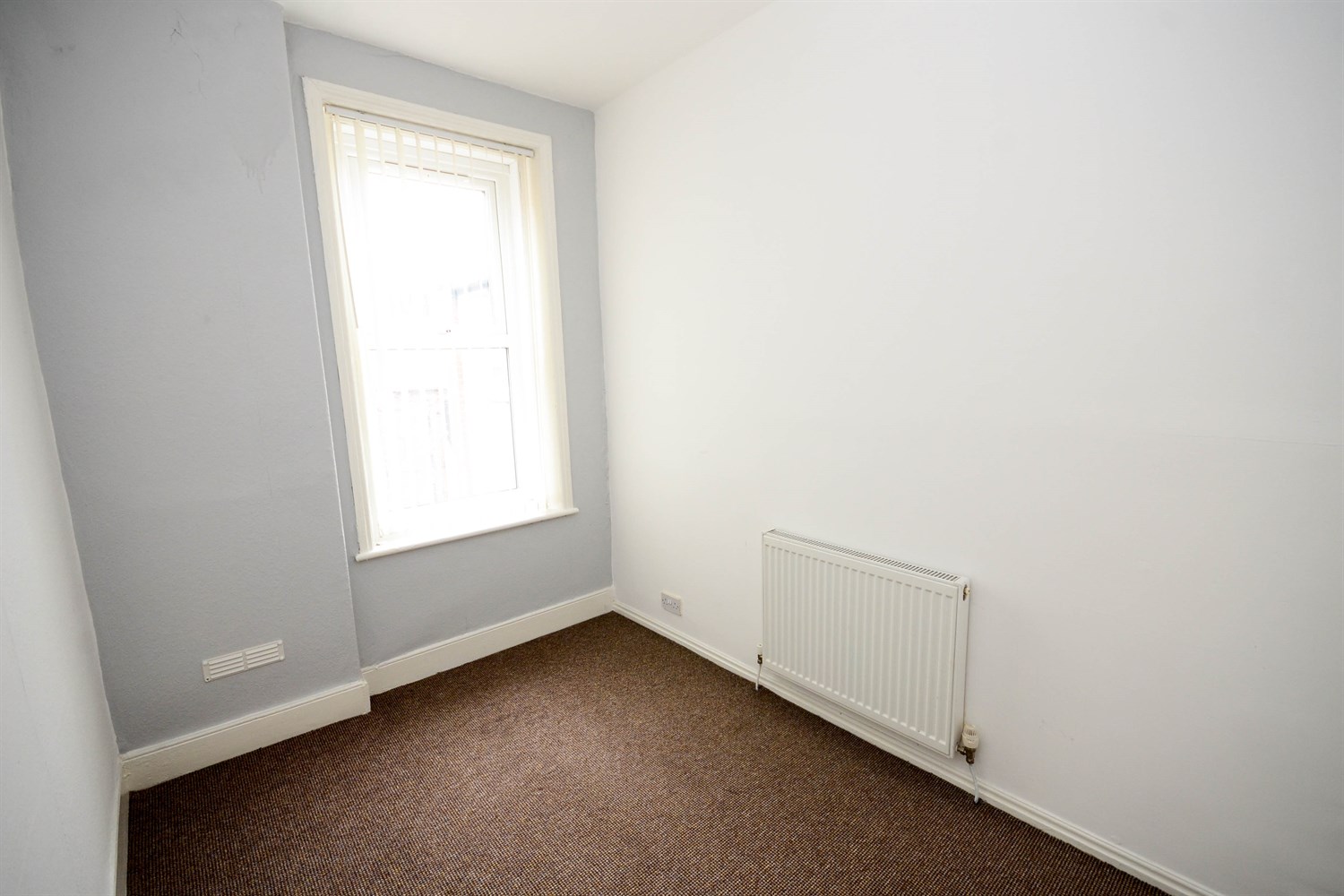 3 bed flat for sale in Axwell Terrace, Swalwell  - Property Image 9