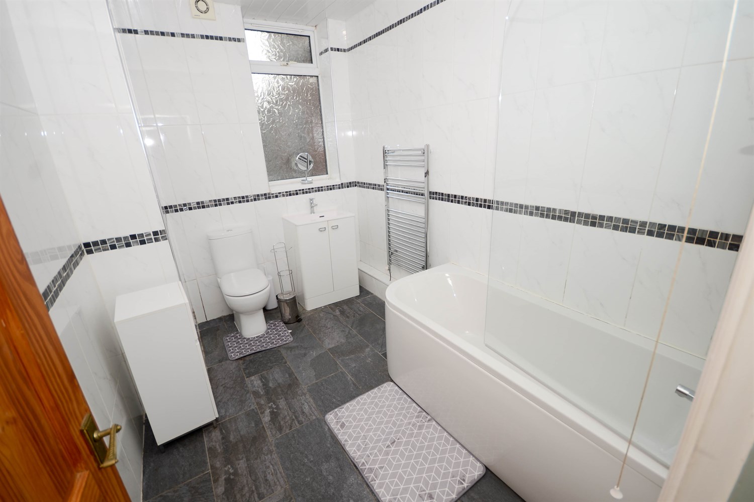 2 bed flat for sale in St. Vincent Street, South Shields  - Property Image 5