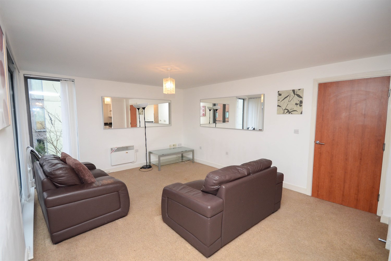 2 bed apartment for sale in Worsdell Drive, Gateshead  - Property Image 2