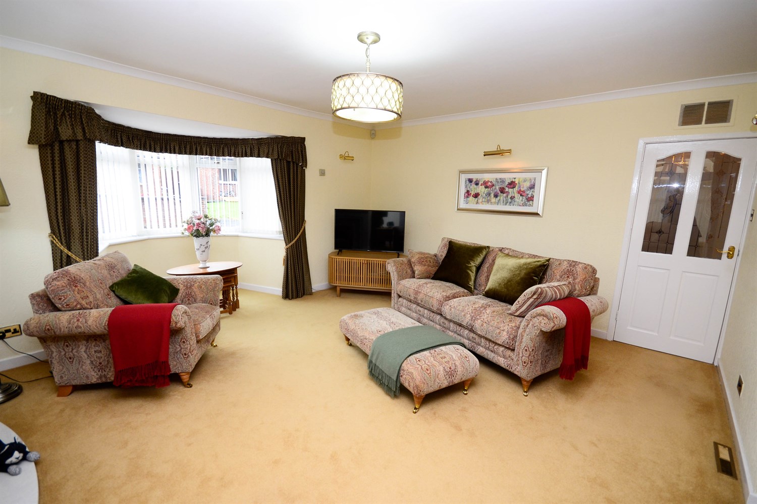 3 bed detached bungalow for sale in Hillcrest, Jarrow  - Property Image 11