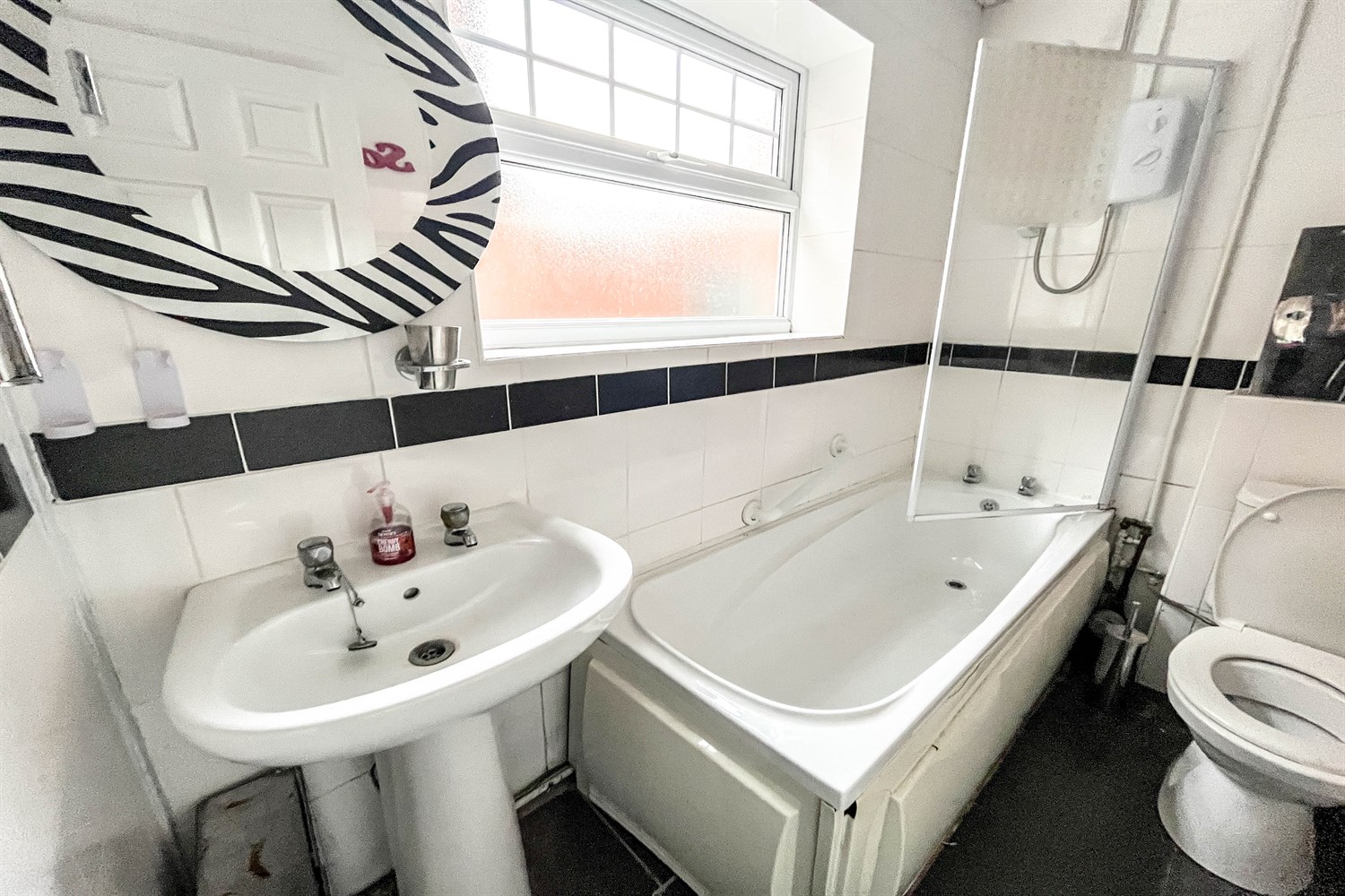 2 bed flat for sale in Reading Road, South Shields  - Property Image 11