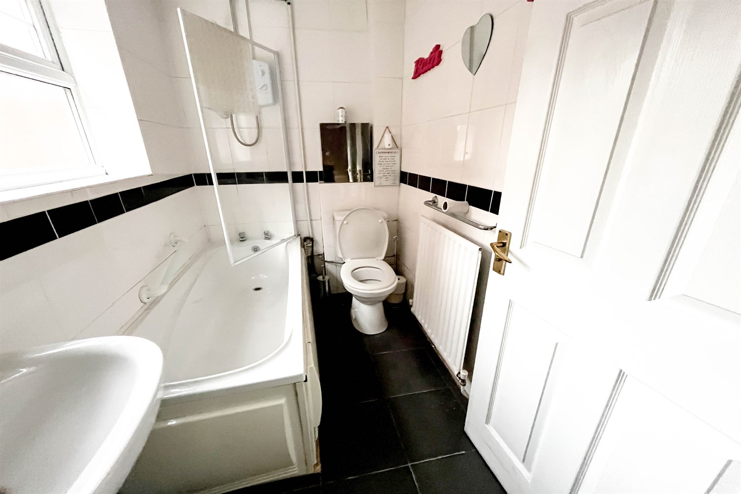 2 bed flat for sale in Reading Road, South Shields  - Property Image 10